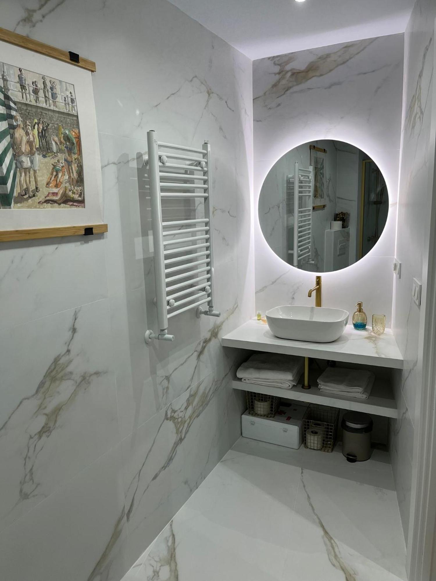 Apartamento Salsipuedes-La Catedral Oviedo Eksteriør billede