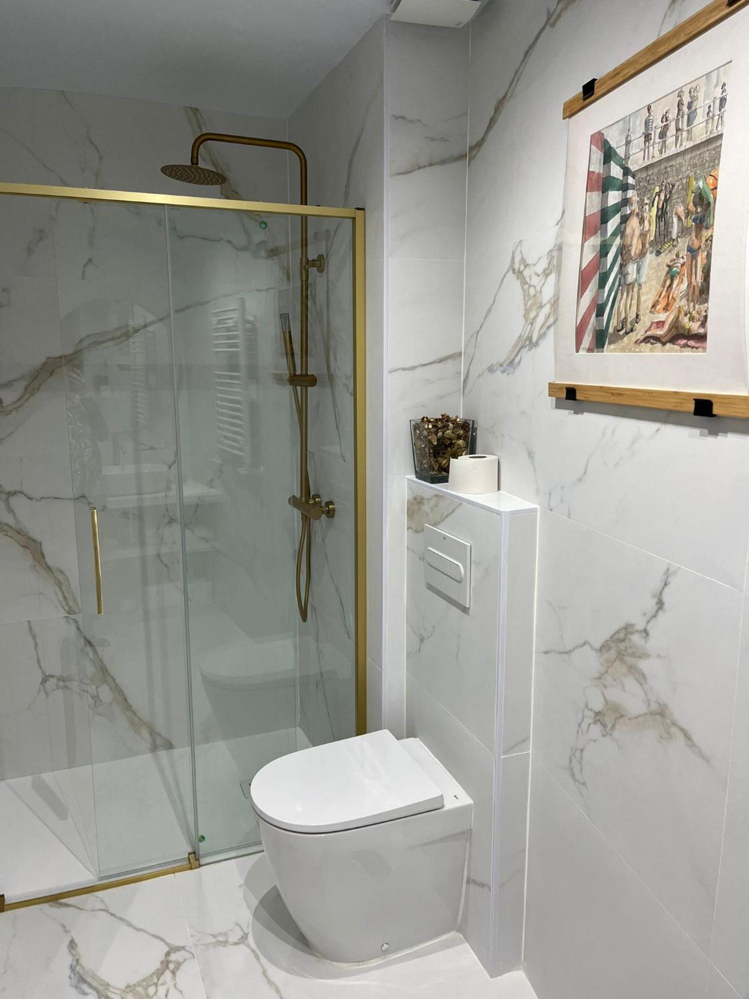 Apartamento Salsipuedes-La Catedral Oviedo Eksteriør billede