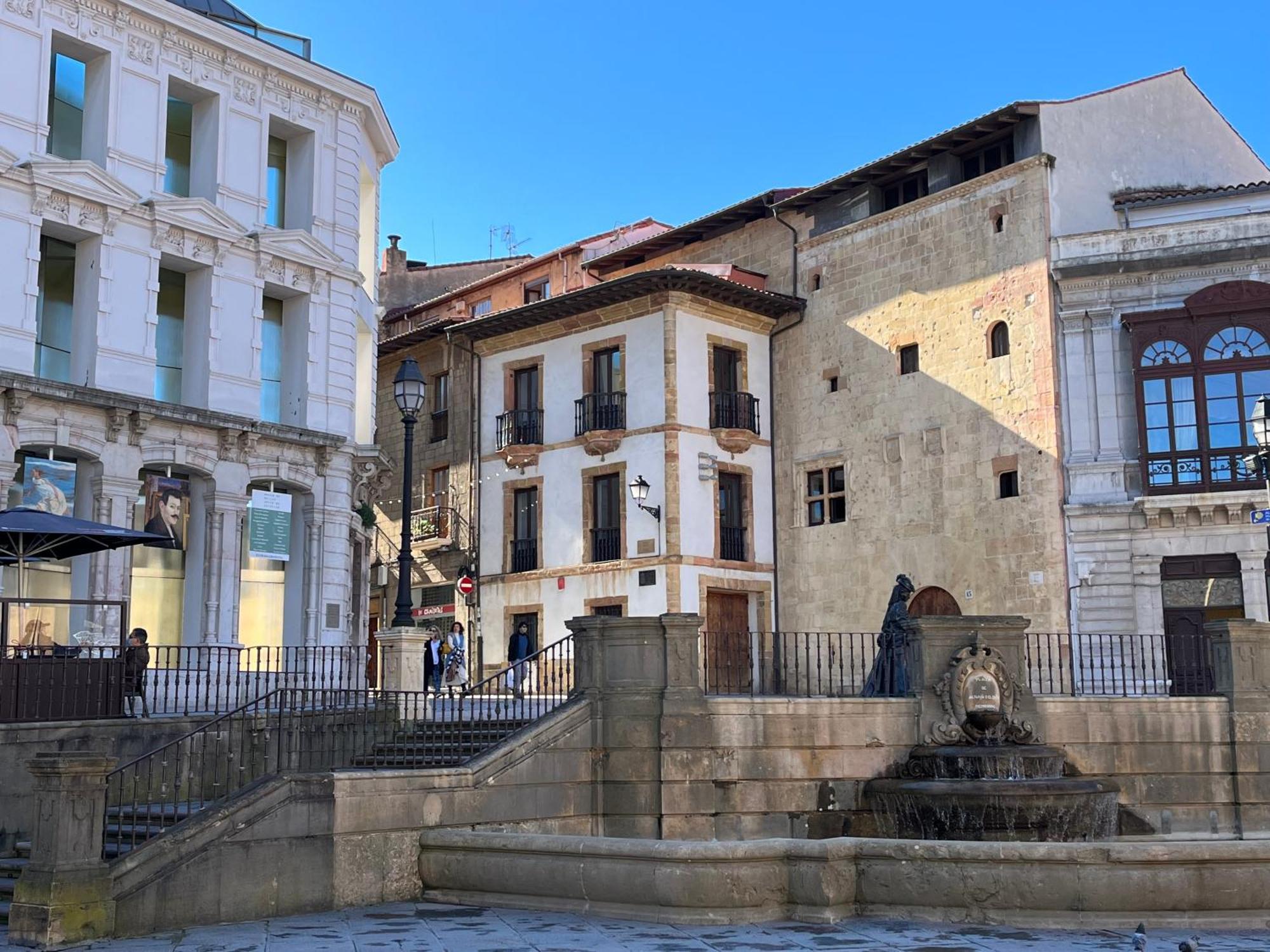 Apartamento Salsipuedes-La Catedral Oviedo Eksteriør billede